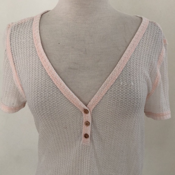 Vanilla star Pink semi-shear v-Neck T-Shirt - Size L - Picture 2 of 8